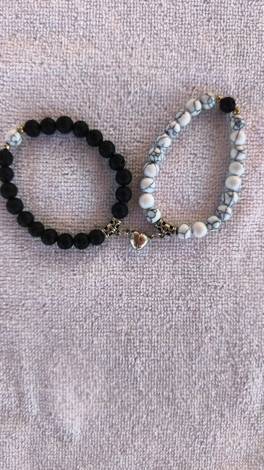 Pulseras volcánicas